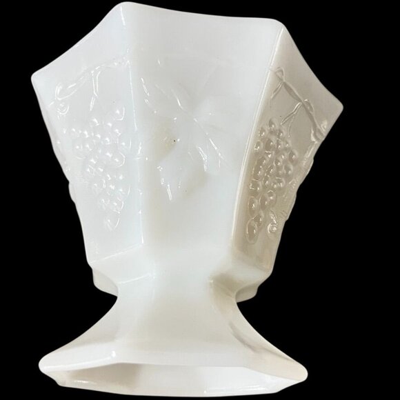 Vtg Milk Glass Lidded Candy Dish Embossed Grapes Leaves Smooth Glass Compote - Picture 6 of 13